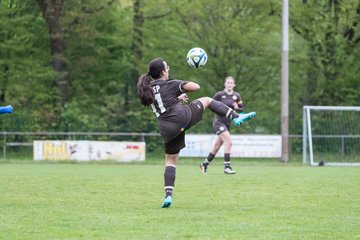 Bild 84 - wCJ VfL Pinneberg3 - St.Pauli : Ergebnis: 2:1